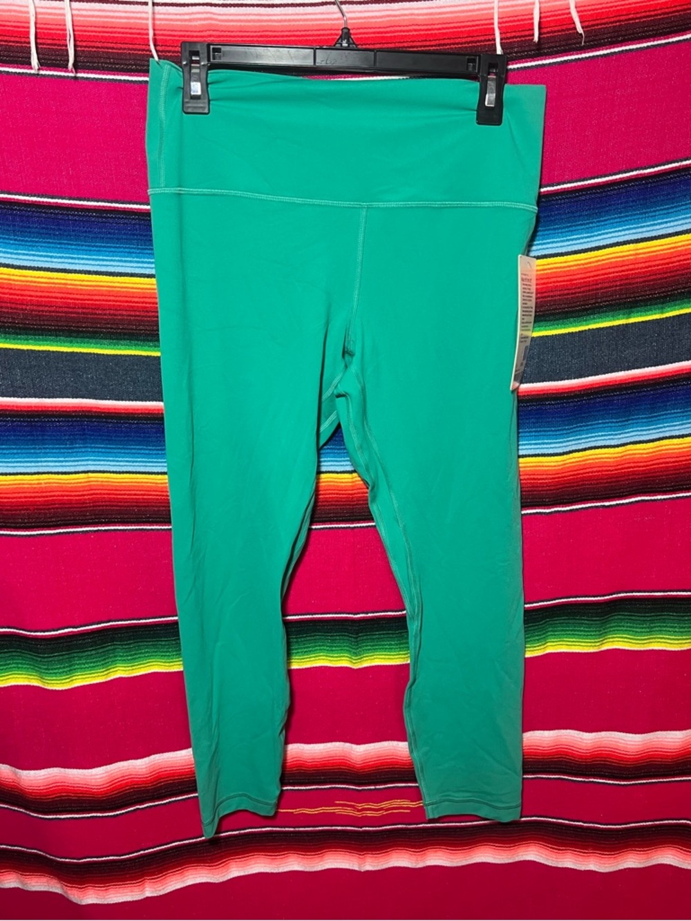 NWT Lululemon Align High-Rise Pant 25"
Maldives Green Size 12
